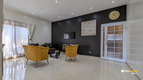 chic apart with parking and great view